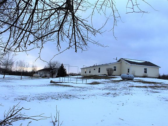 2nd image of 1590 Serenity Valley Dr NE