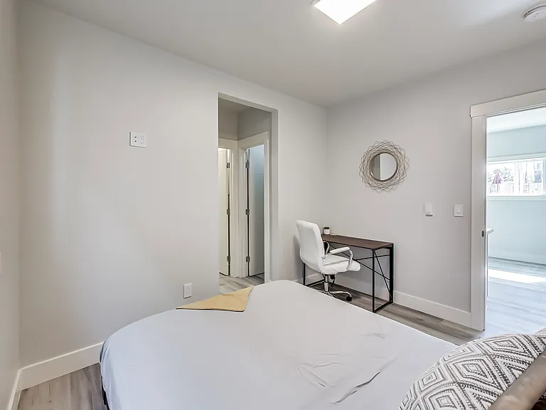 3413 Adeline St #4 — Photo 10