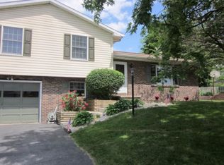 112 Julian Dr, State College, PA 16801