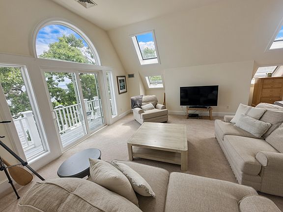 4th image of 3 E Beach Dr #3