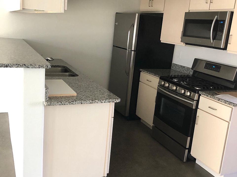 1st image of 12844 Lomas Blvd NE #D