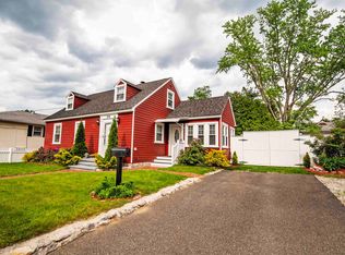 219 Knowlton St, Manchester, NH 03103