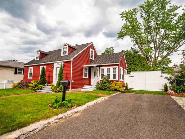 219 Knowlton Street, Manchester, NH 03013