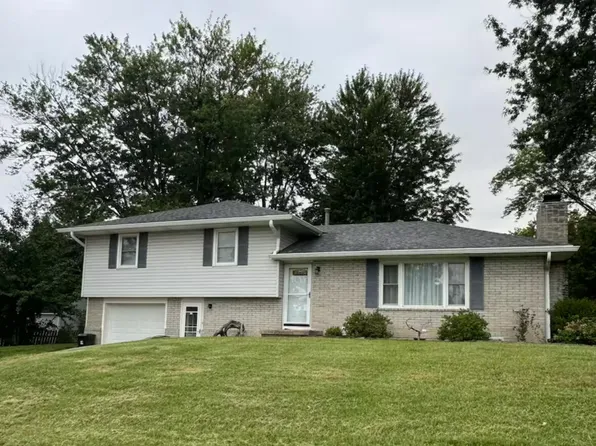 811 N Brunswick Ave, Marshall, MO 65340