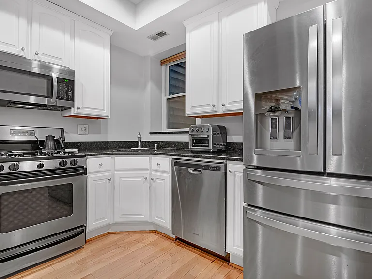 115 New York Ave NW #P-3 — Photo 5