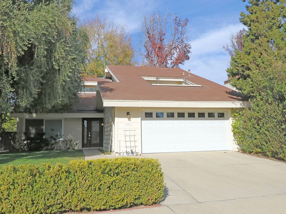 1st image of 637 Marshall Ct