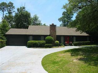 5616 Ahekolo Cir, Diamondhead, MS 39525