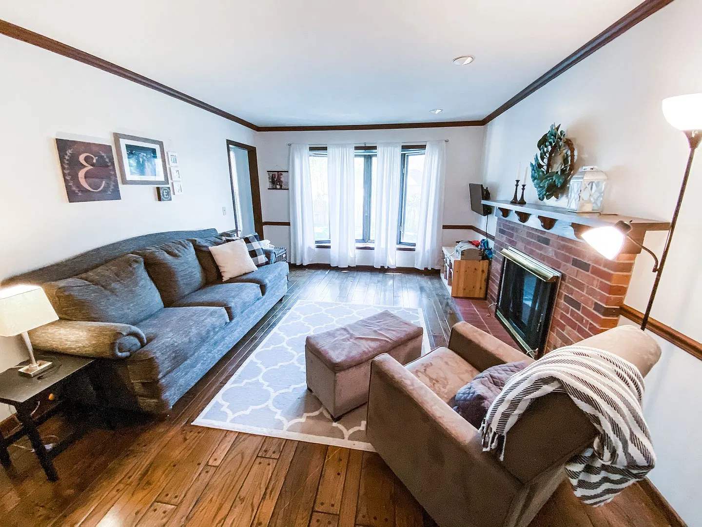 2310 Devonshire Dr — Photo 3