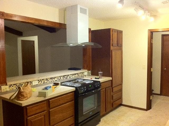 2nd image of 4104 S Cedar Pl