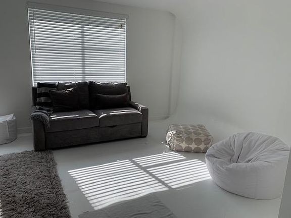 5th image of 1460 Ocean Dr APT 202