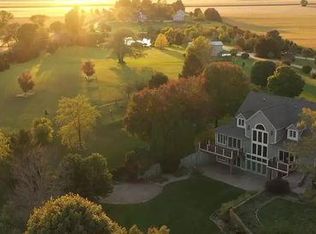 402 Copperhill Dr, Mahomet, IL 61853