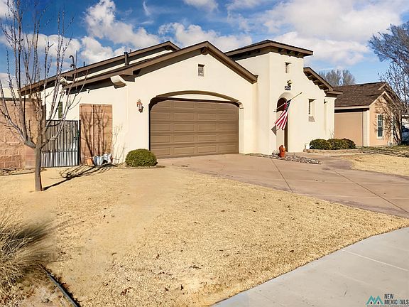 2nd image of 1628 W Chico Dr