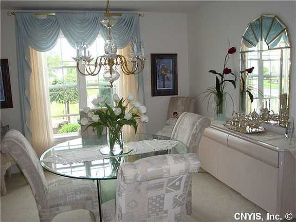 4th image of 8797 Waterview Cir