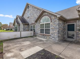 242 Saddle Ridge Cir, Danville, KY 40422