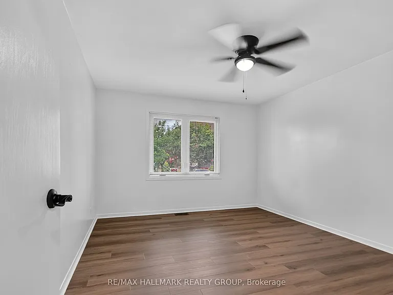 1125 Kenaston St — Photo 8