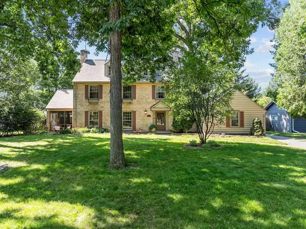 1309 Nicolet Blvd, Neenah, WI 54956