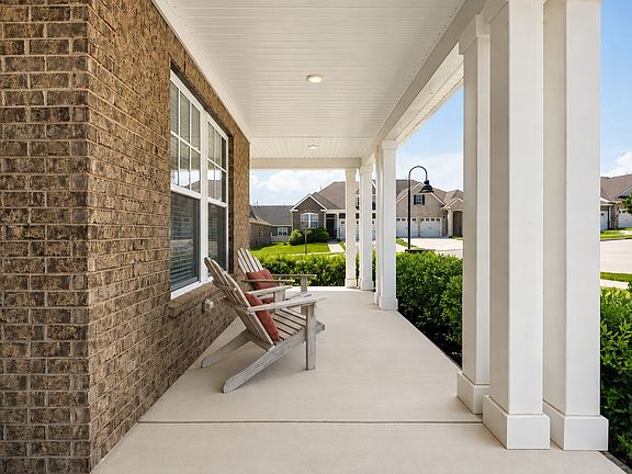 2nd image of 804 Rockwell Dr