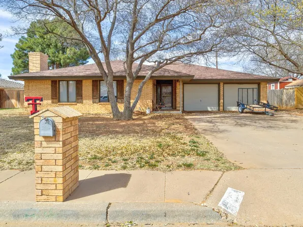 2104 Longhorn Dr, Levelland, TX 79336