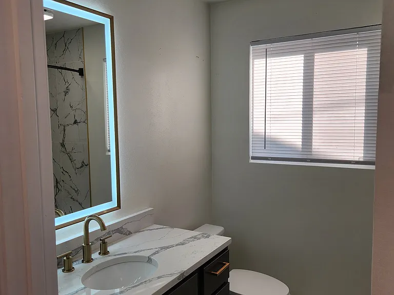 408 Elm St — Photo 10
