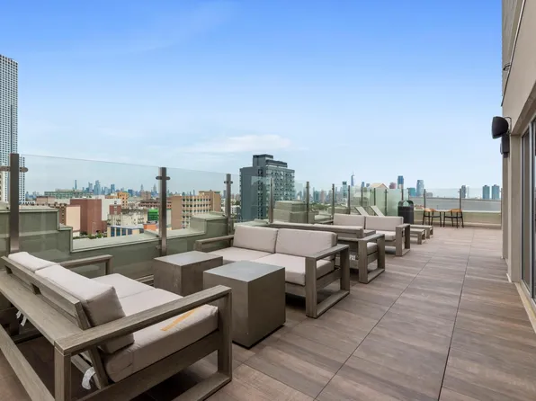 880 Bergen Avenue image 7 of 19