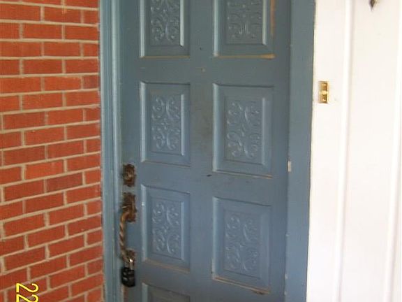 3rd image of 109 W Sunset Dr