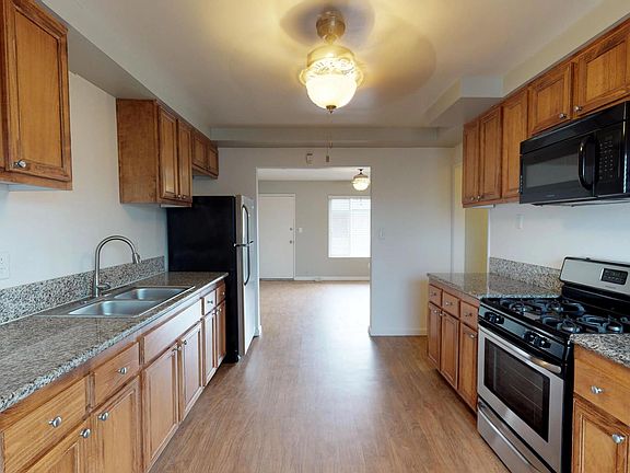 3rd image of 4088 51st St APT E