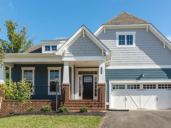 Hartford II Craftsman Exterior