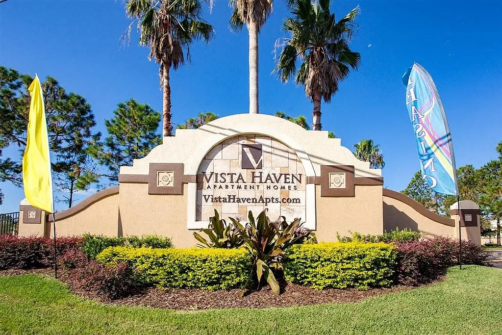 Vista Haven Apartment Homes — Photo 1