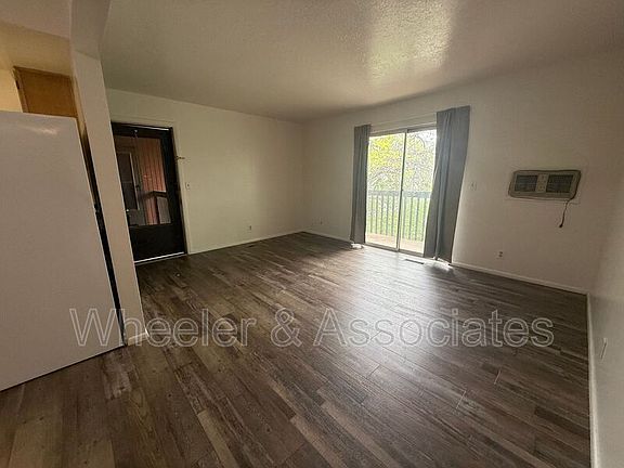 4th image of 2650 Jefferson Ave APT 18