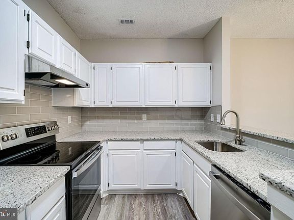 3rd image of 257 S Pickett St #17