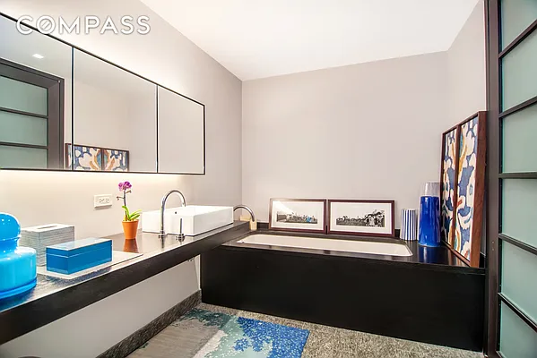 Rented by Compass | media 24