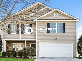 3994 Creekmoore Dr, Winston Salem, NC 27101