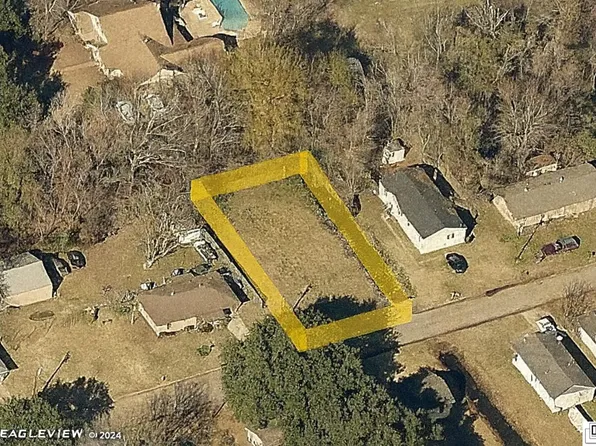 Carbon Dr, Sterlington, LA 71280