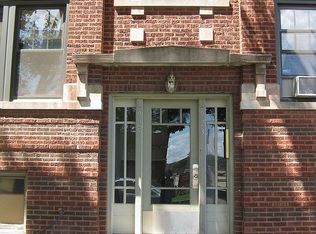 923 Clarence Ave APT 2, Oak Park, IL 60304