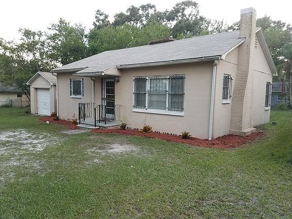 2nd image of 8106 N 17th St