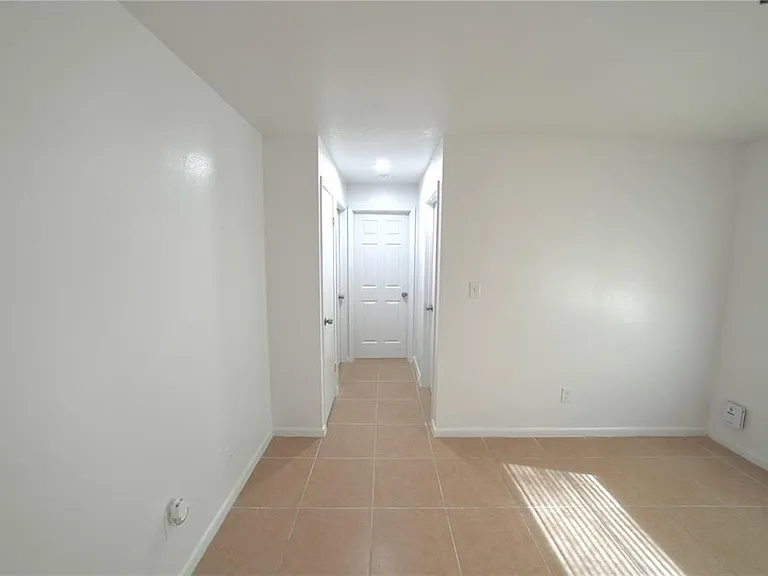 2619 Hendy Ct — Photo 15