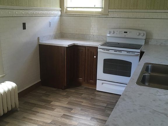 5th image of 316 Laurens St APT B