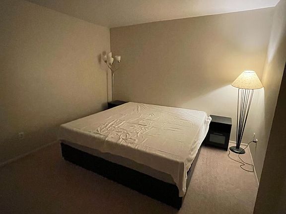 3rd image of 250 Briarcrest Dr Unit 132
