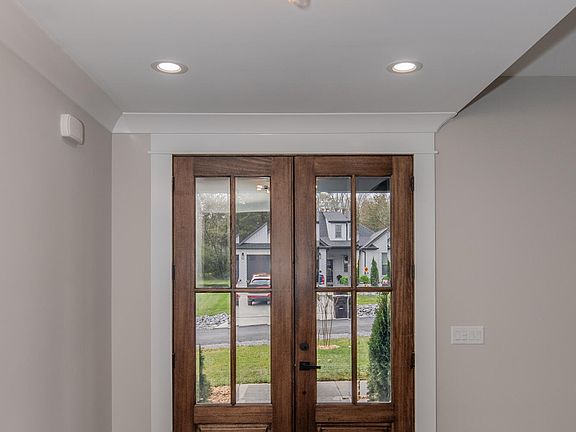 5th image of 203 Ogana Ln