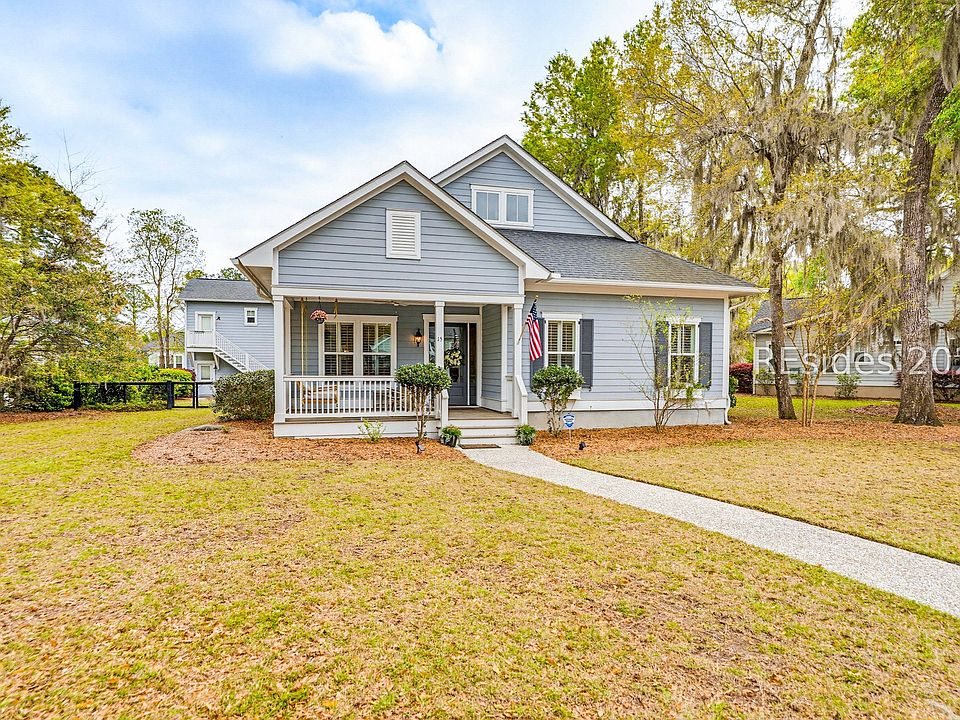 1st image of 15 Carter Oaks Dr