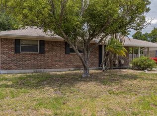 411 59th Avenue Dr W, Bradenton, FL 34207