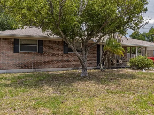 411 59th Avenue Dr W, Bradenton, FL 34207