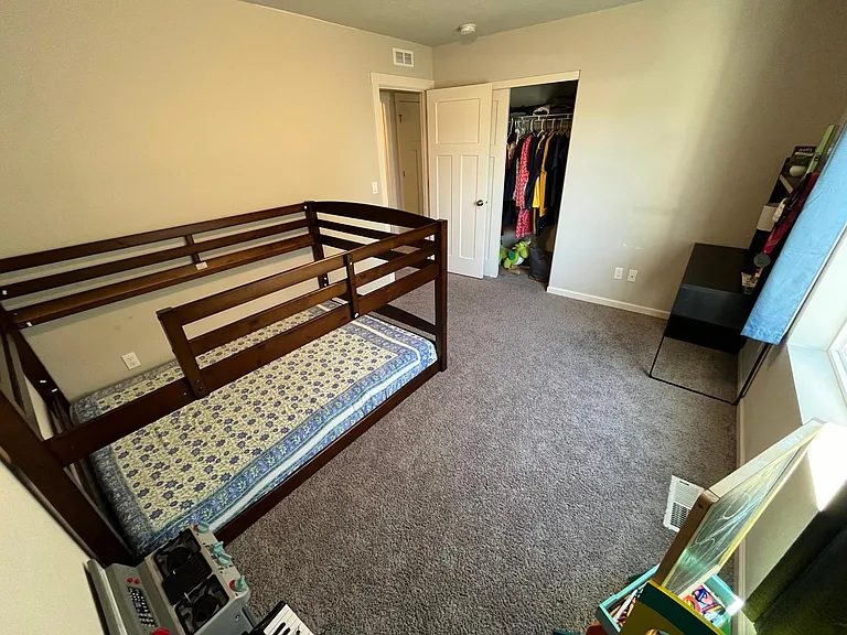 3rd Bedroom and closet