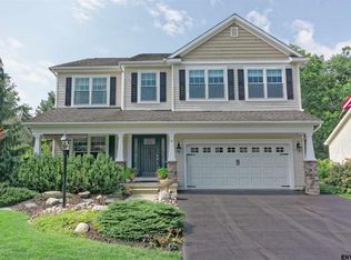 5 Scott Pl, Rensselaer, NY 12144