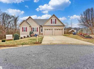 6 Pima Ct, Simpsonville, SC 29680