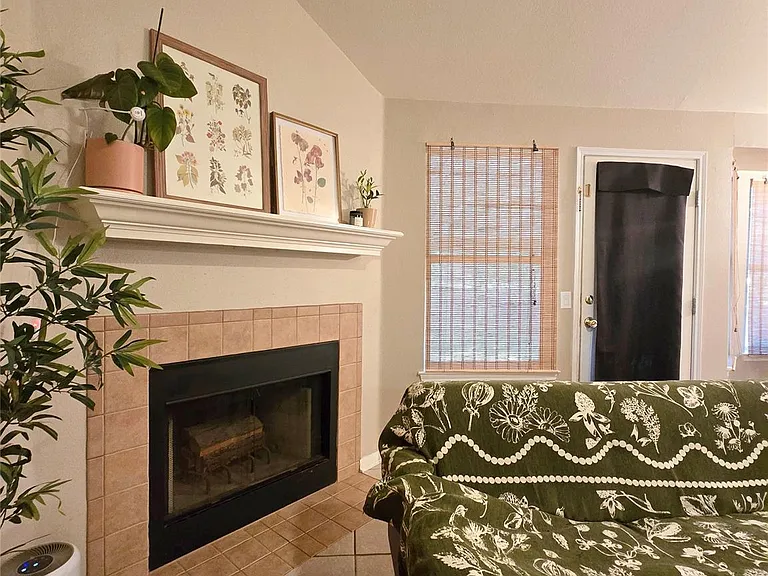 2303 Darnell Dr — Photo 12