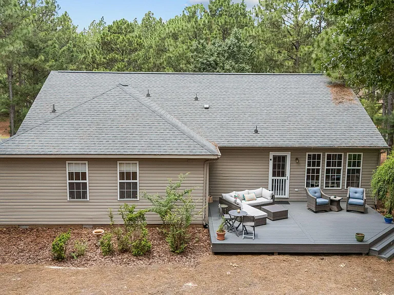 265 Longleaf Dr — Photo 28