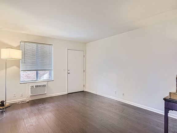 2nd image of 2601 Hillsboro Pike APT C4