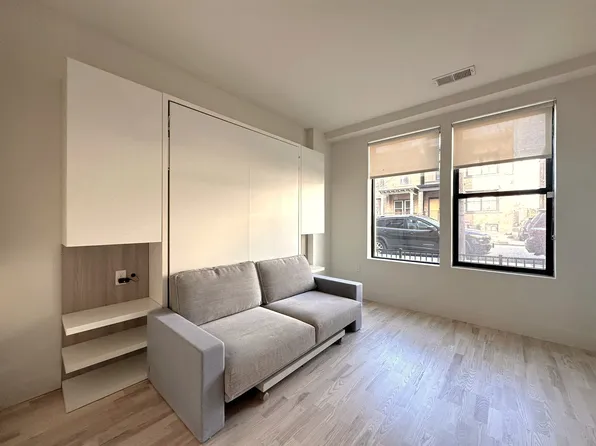 400 Claremont Avenue image 121 of 130