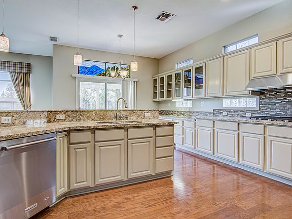4th image of 6369 Rose Garden Ln
